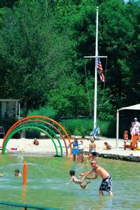 Graydon pool water features 4